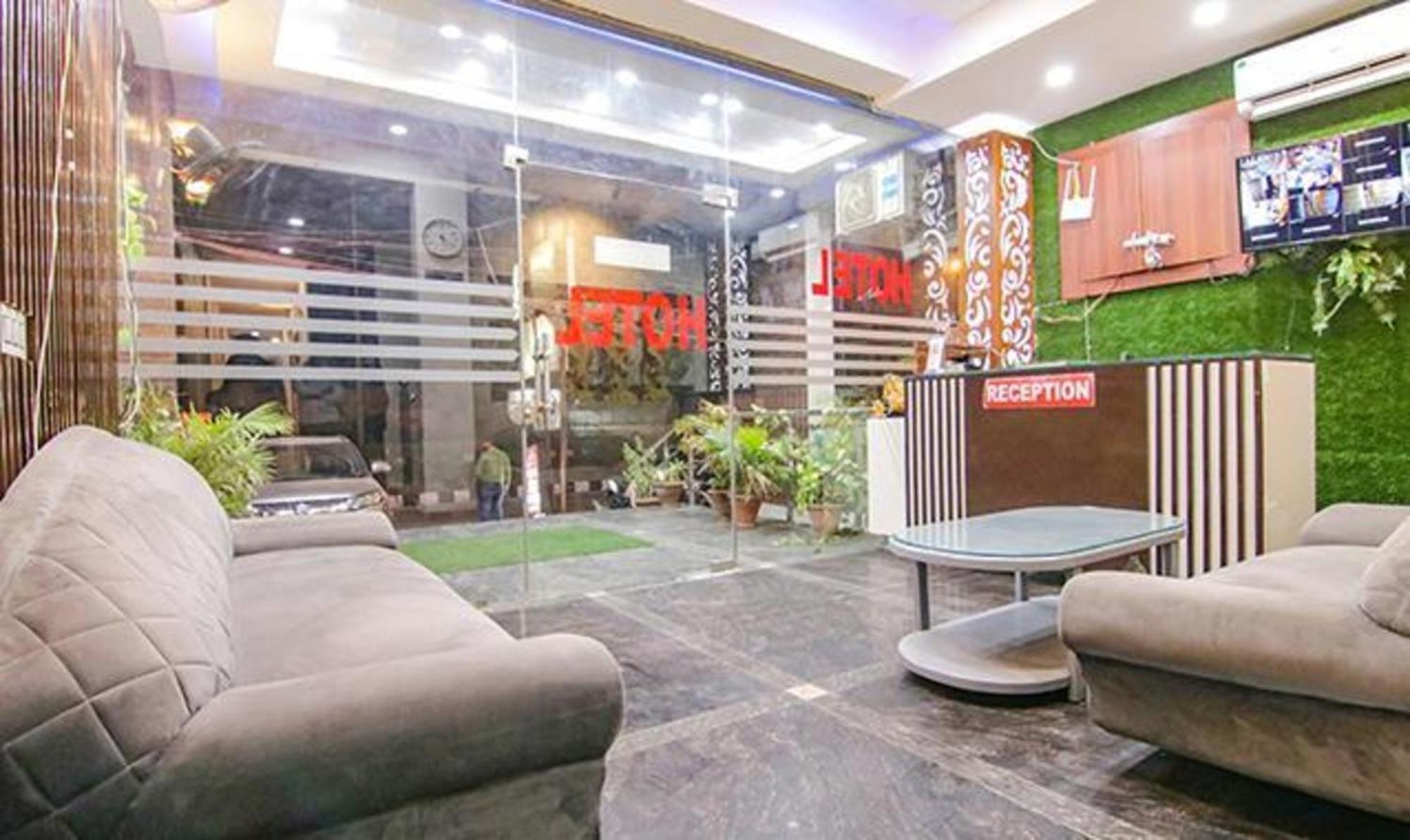 Fabhotel Welcome Residency Zirakpur Exterior photo